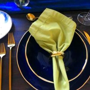 Crate & Barrel Green Cloth Napkin